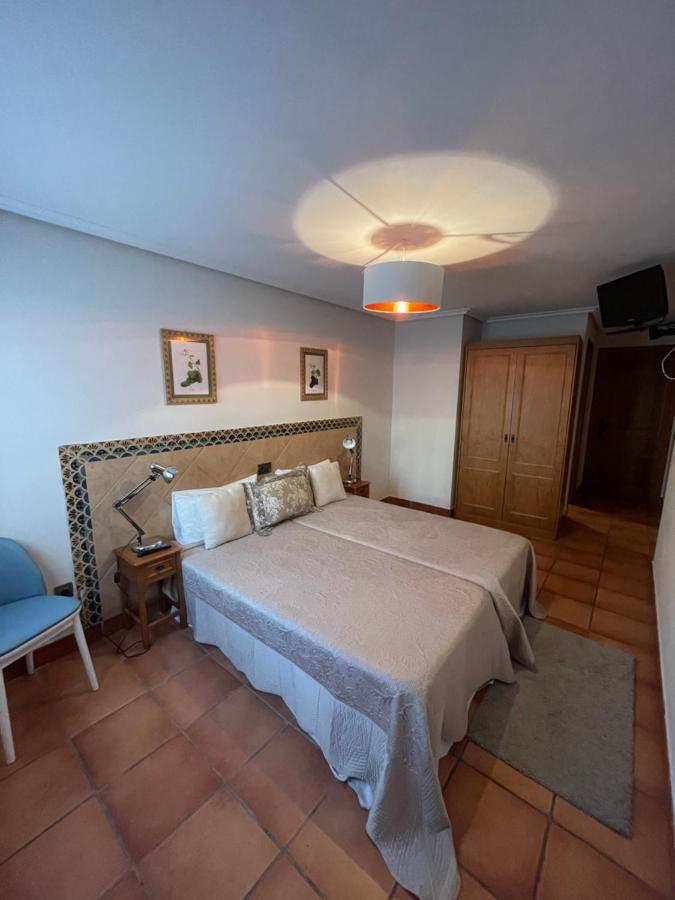 Pension Biazteri La Guardia Exterior foto